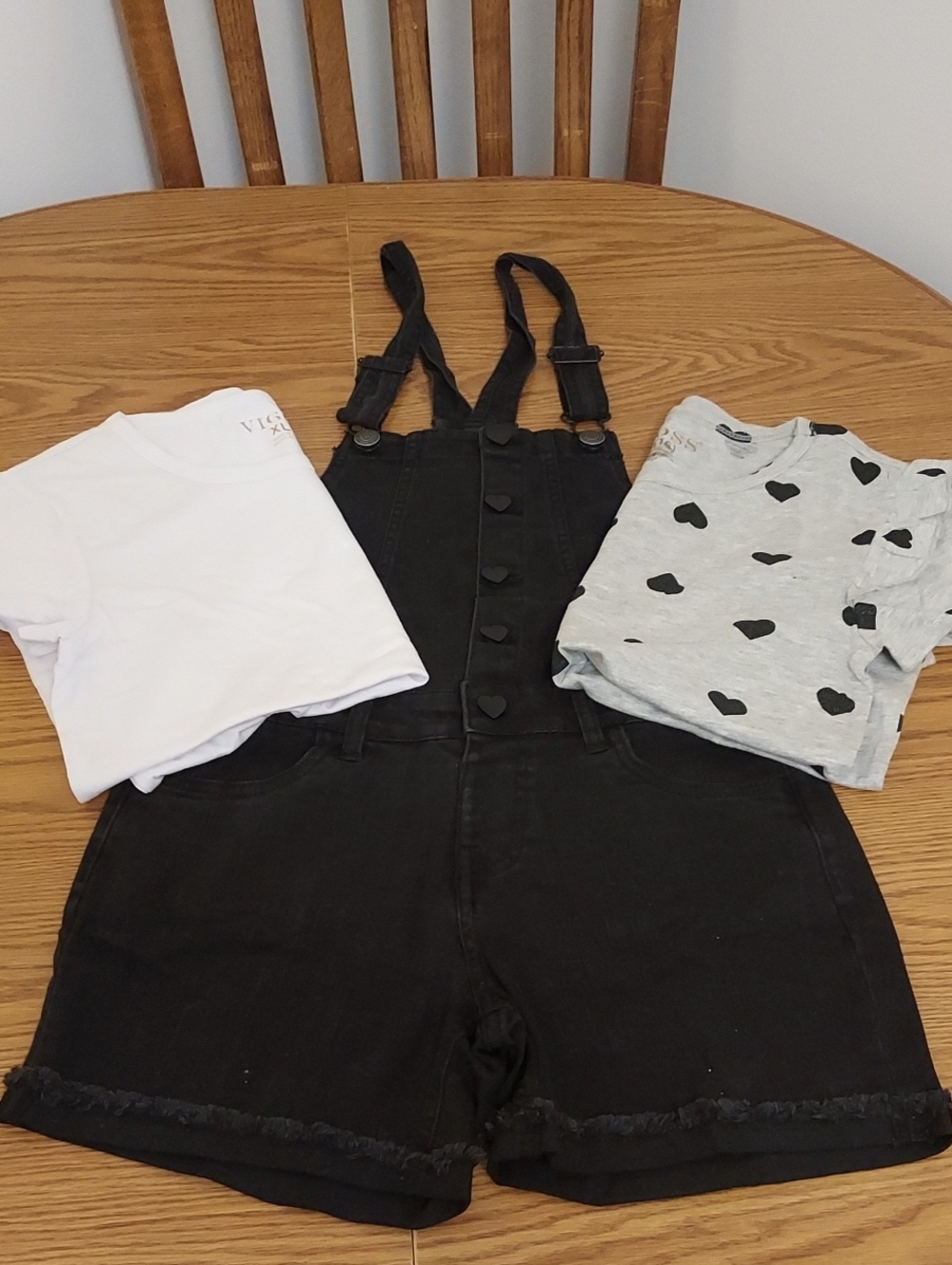 Vigoss Bibbed Shorts With Tees